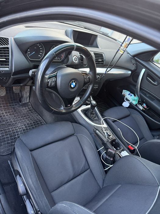 BMW 1 Series 2011 — imagine 5