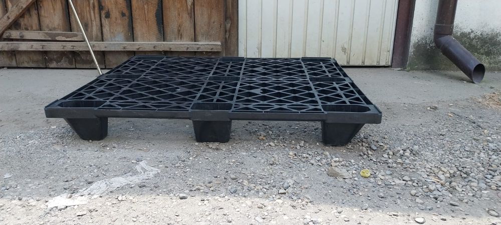 Vind paleti de plastic