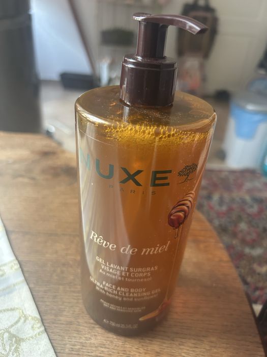 Produse cosmetice Nuxe