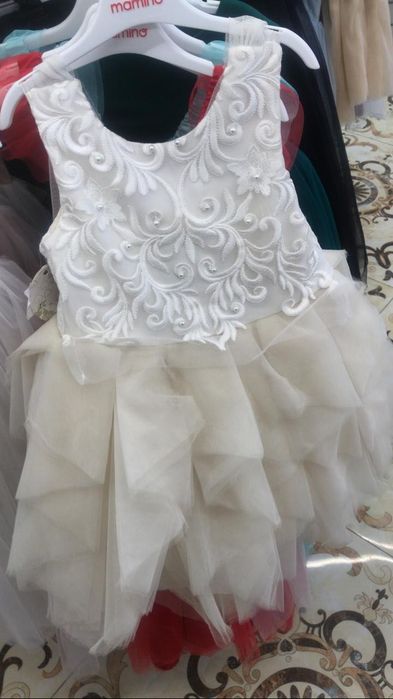 Нарядное платье для девочки