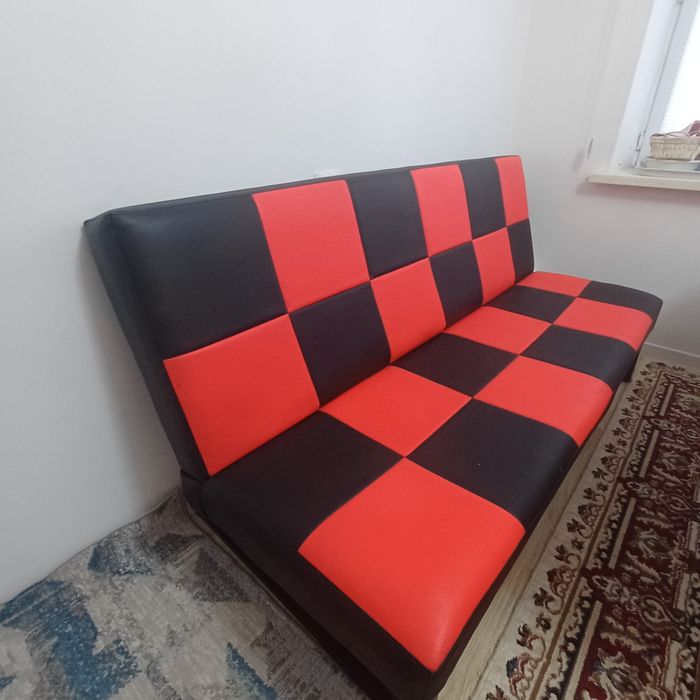Продам диван шахмат