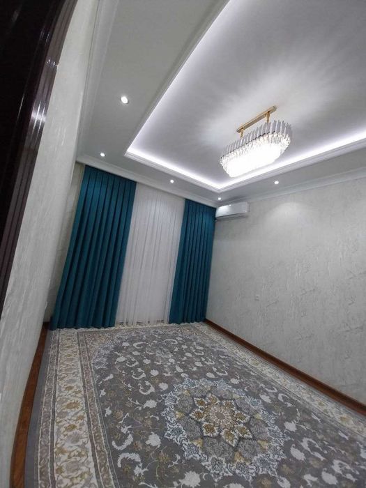 Новостройка. 4х комнатная,  2+2/3/4. Фархадский.  Чиланзар-23. 92 кв.