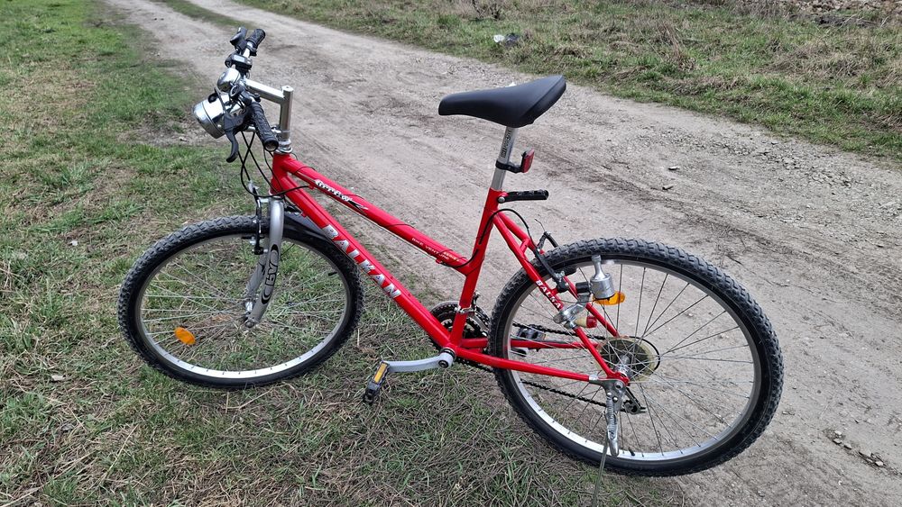 Bicicletă roșie Balkan Arrow de  26" (damă/copii)