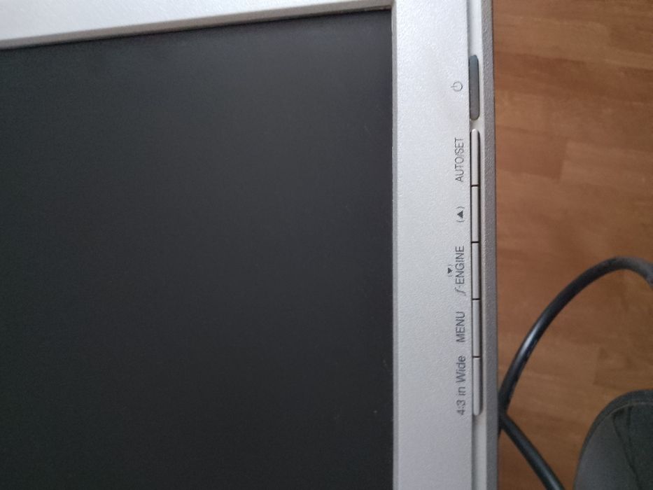 Monitor LG preț 100 lei