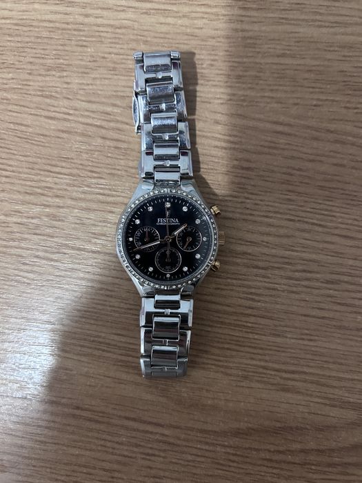 Ceas Festina in stare foarte buna, nu mai am cutia