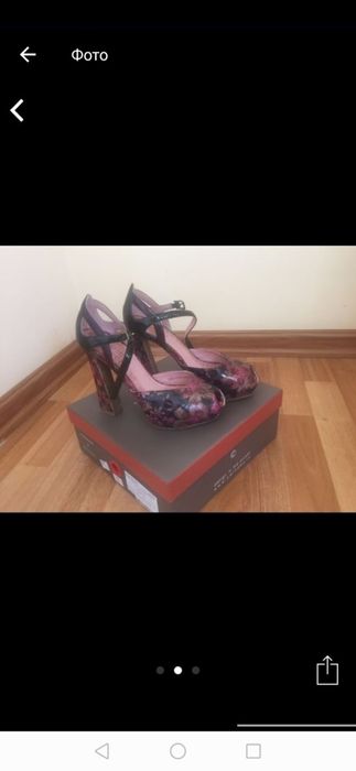 Босоножки 38 р Carnaby Италия