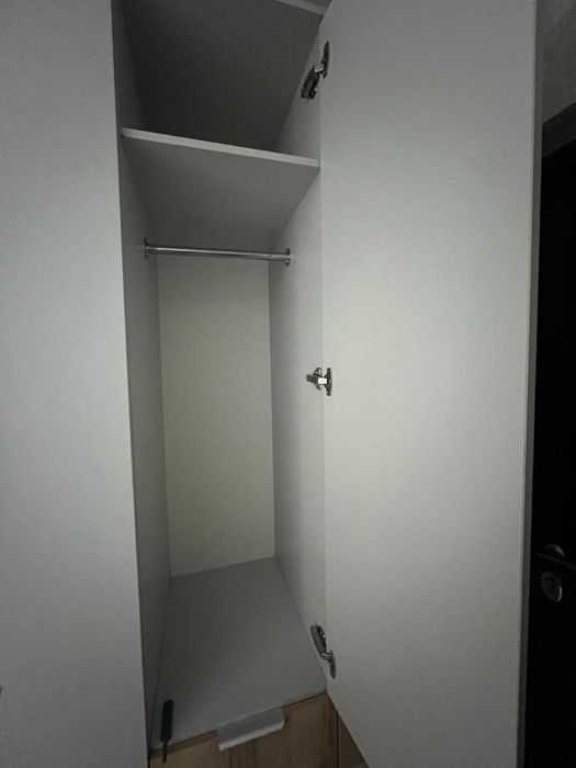 Продам шкаф в прихожую