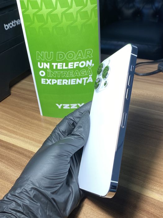 iPhone 14 Pro Max • 256 GB • Silver