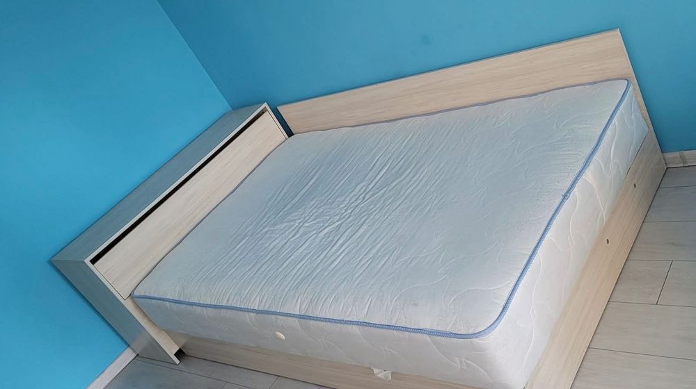 Спалня с механизъм,матрак и ракла