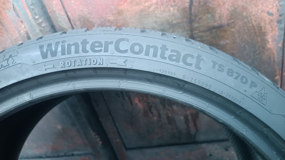 235/35/19 Continental