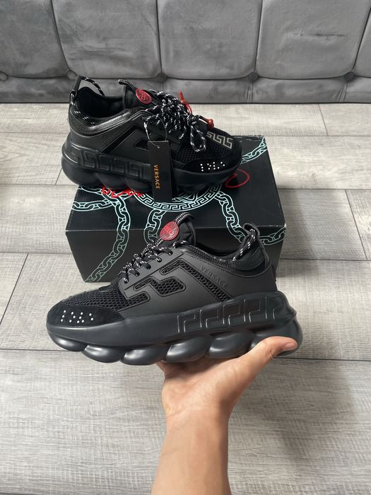 Versace Chain Reaction