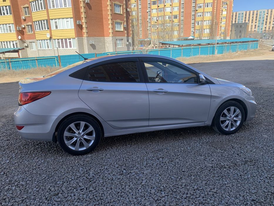 Автомобиль Хундай Акцент