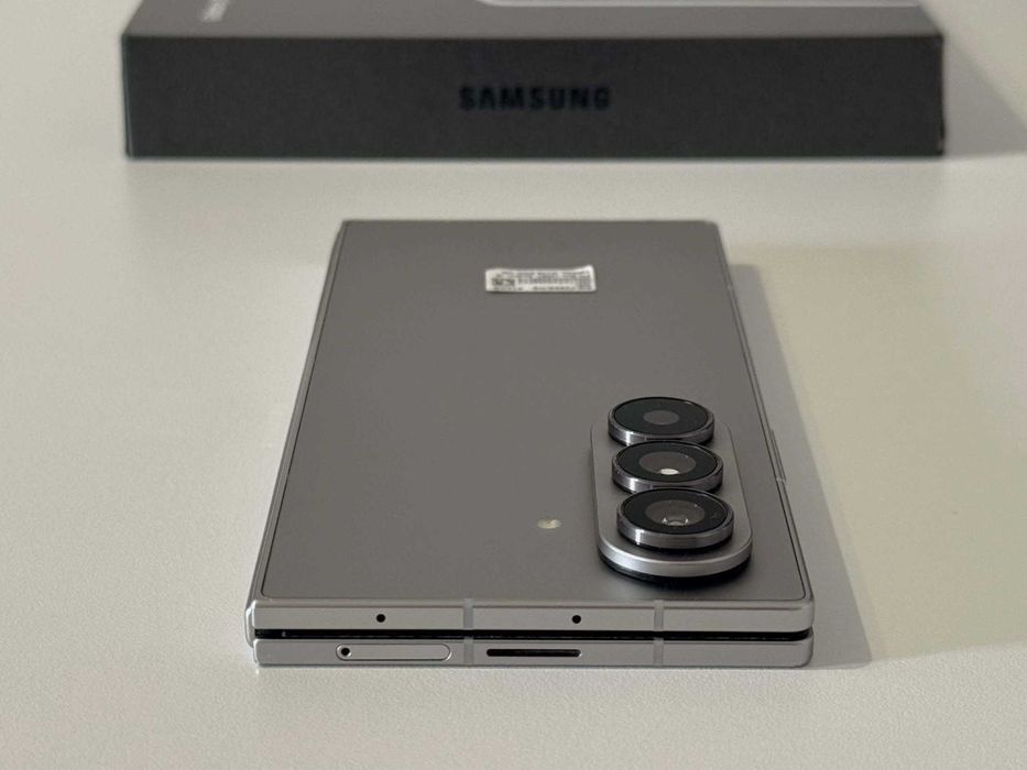 Бартер! Samsung Galaxy Z Fold 7 512/12GB Silver Shadow (Сив)