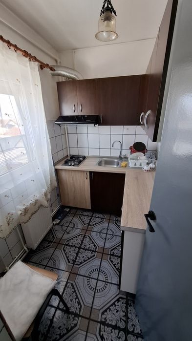 Garsoniera de inchiriat zona Valea Aurie