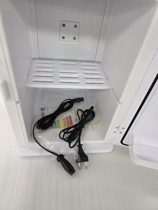 15L Мини Хладилник 12V / 220V с функции за охлаждане и затопляне, Бял, NORTHCLAN