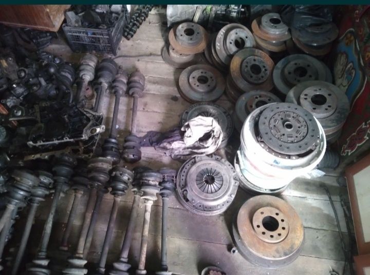 Мерседес автозапчасти б.у из европы