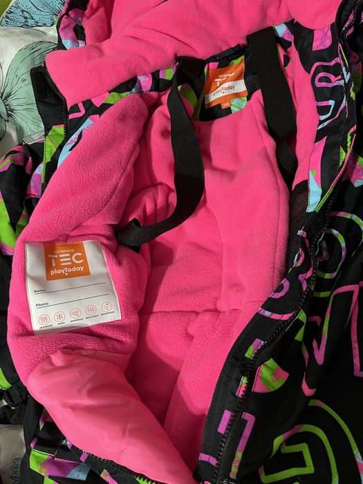 Продам зимний комбинезон 146 рр