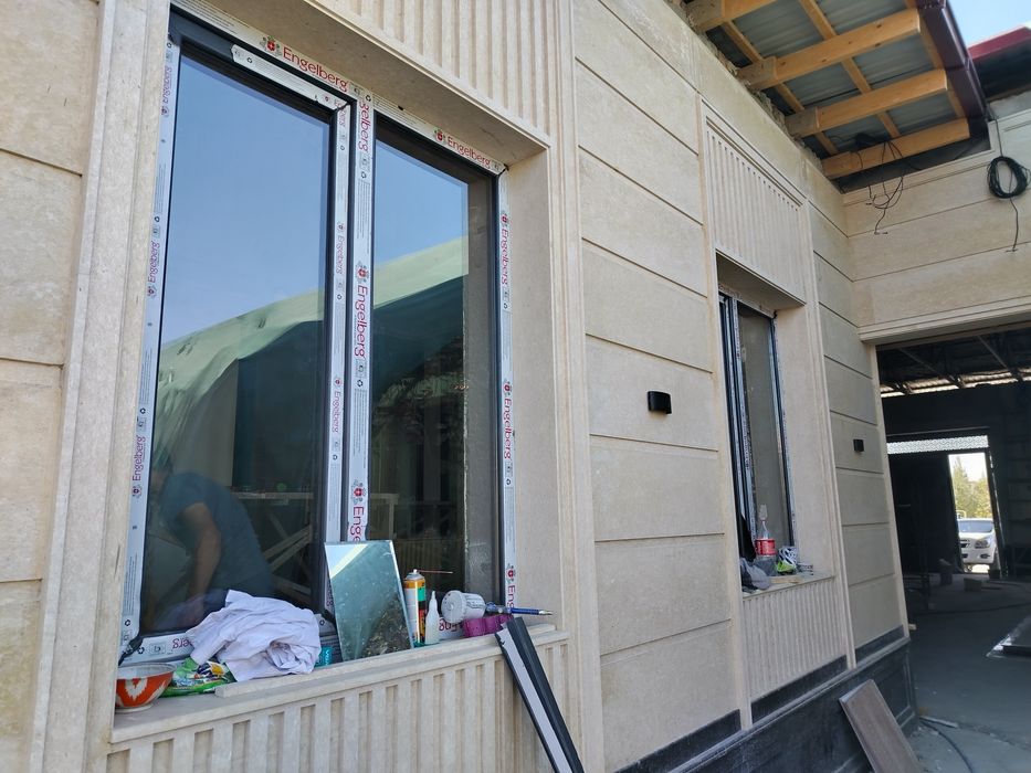 Akfa alumen plast eshik romlar