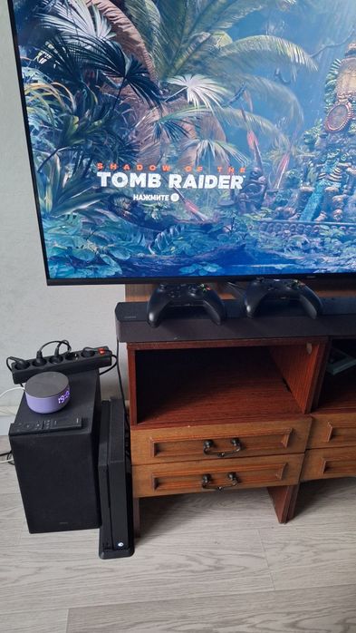 Xbox one x два геймпада