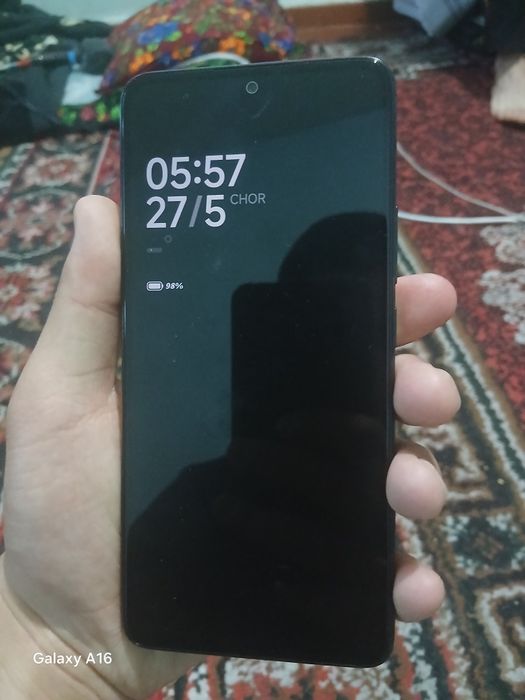 Telefon sotiladi