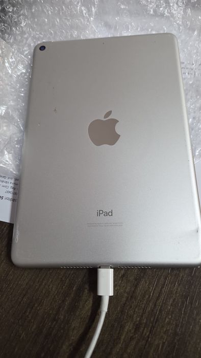 Hello, ipad gen 5, 64 giga