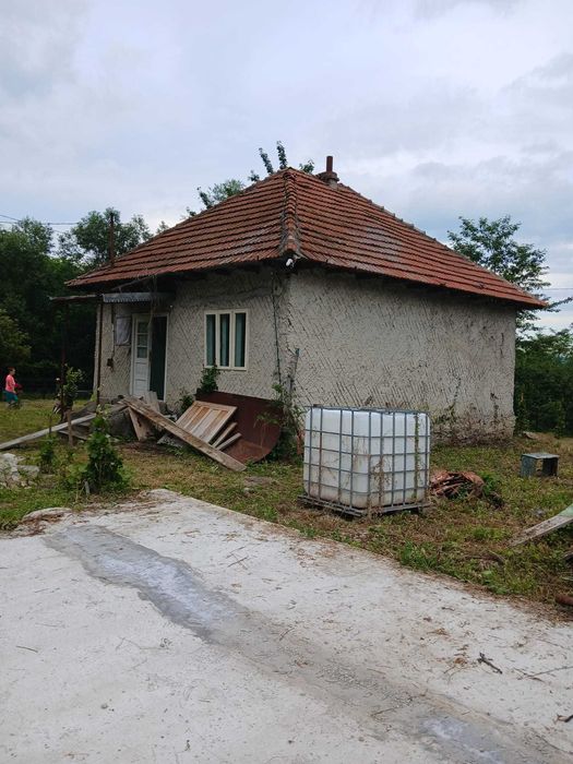 vand casa+ teren la tara zona munte