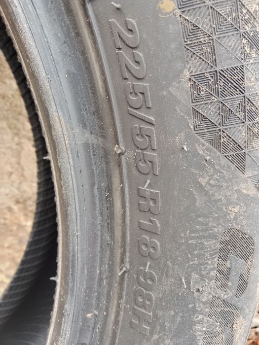 Шины 225/55/18. Продам