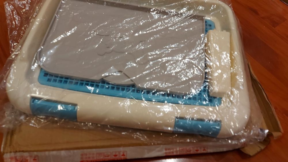 Лоток-туалет для собак и кошек