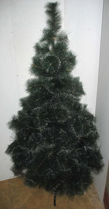 Ёлка искусственная 150 см со снегом