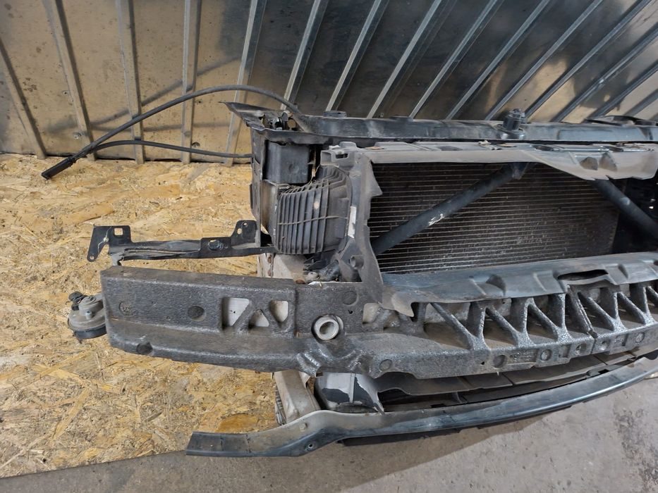 Trager fata BMW F30 f31 316 318 320 D