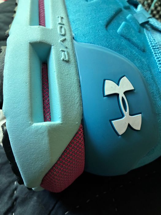Under Armour • USA