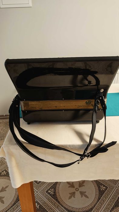 Vand acordeon Hohner Verdi 3