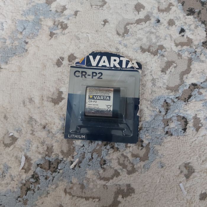 Продам батарейку  VARTA CR-P2