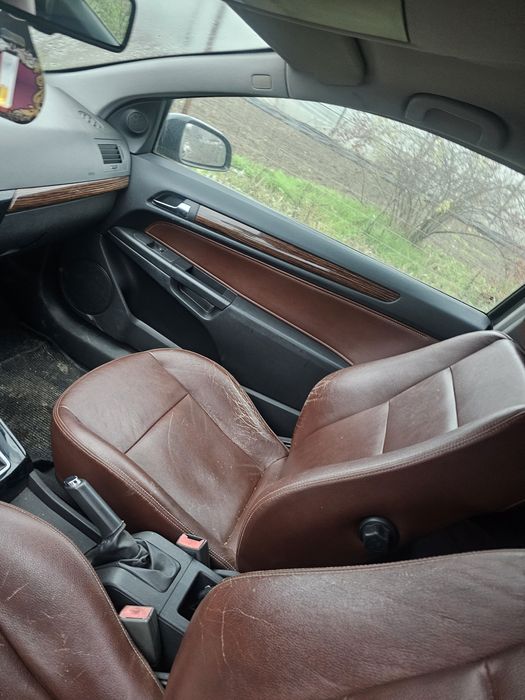 Piese Opel astra h cupe automata 1.6benzina motor cutie roti faruri