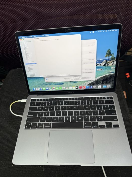 MacBook Air M1 256 гб 8 ОЗУ