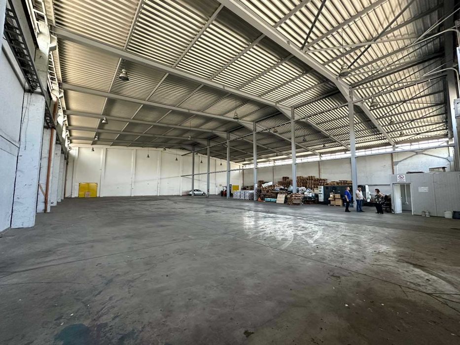 Складова база в гр.Пловдив -  Кукленско шосе!