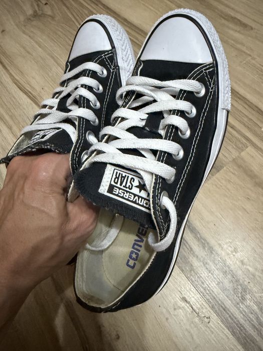 Оригинални черни класически кецове Converse ! 37 н