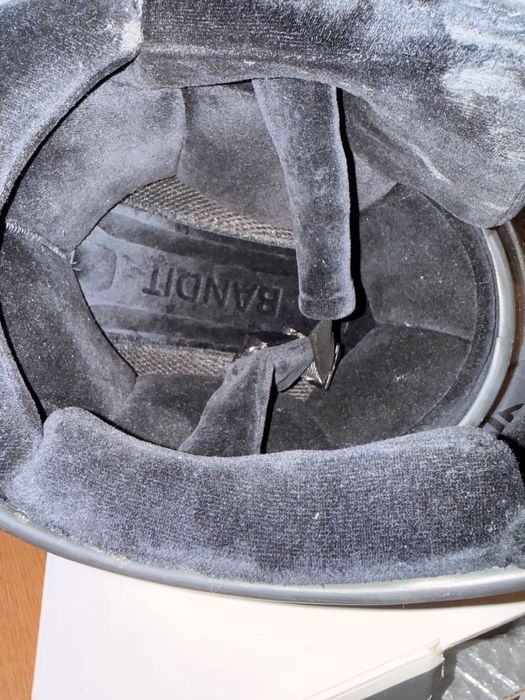 Мото каска Bandit Размер: L (използвана)