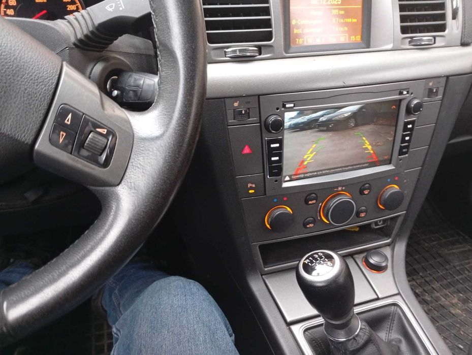 Opel Signum 1.9 cdti diesel 150cp an 2008,6 +1 trepte cu carte service