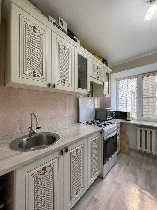 Продается 3 ком квартира район Революция