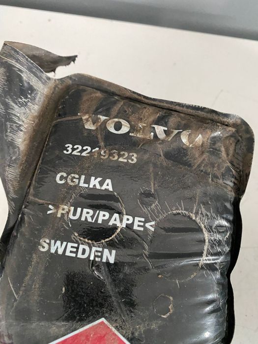 Burete izolatie aripa stanga VOLVO XC40 2019 32219323