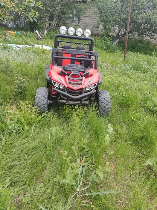 Продаётся детская электро автомобиль