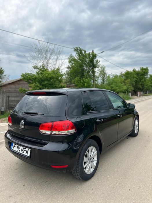 Vand sau schimb cu masina pentru uber