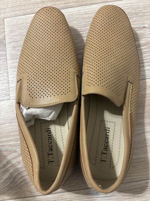 Новая мужакая обувь