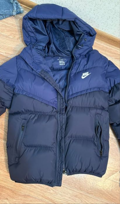 Спортивная одежда Nike