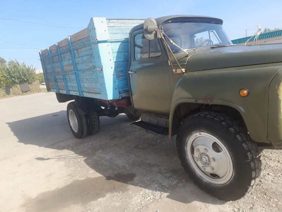 Gaz 53 sotiladi urta xolatda