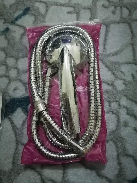 Продается новый кран в ванную комнату