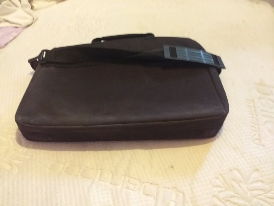 Geanta laptop