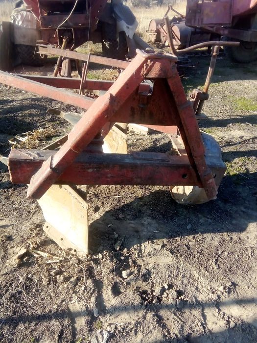 Продается трактор МТЗ -892.2 с плугом