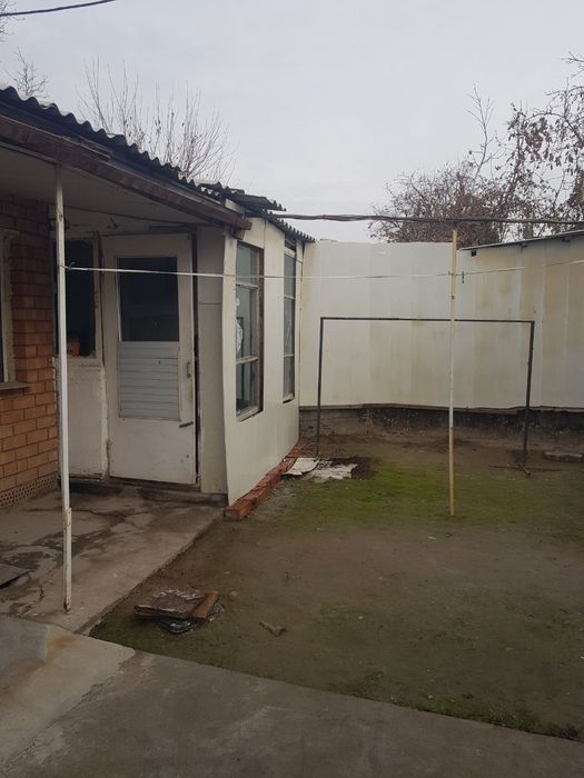 Ohangaron shahar Toshkent viloyati da hovli uy sotiladi.